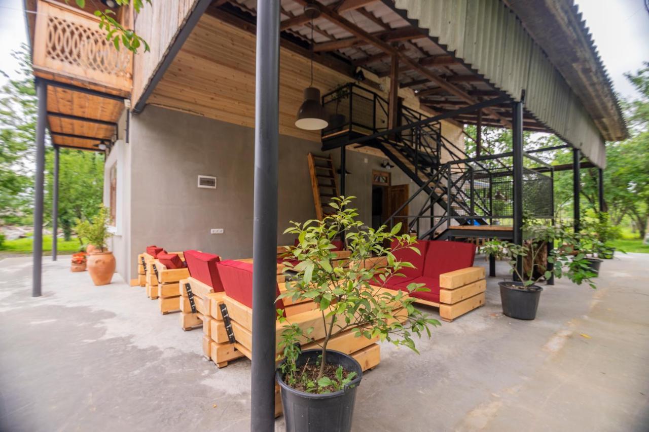 Menabde Winery Hotel Ozurget'i Exterior foto